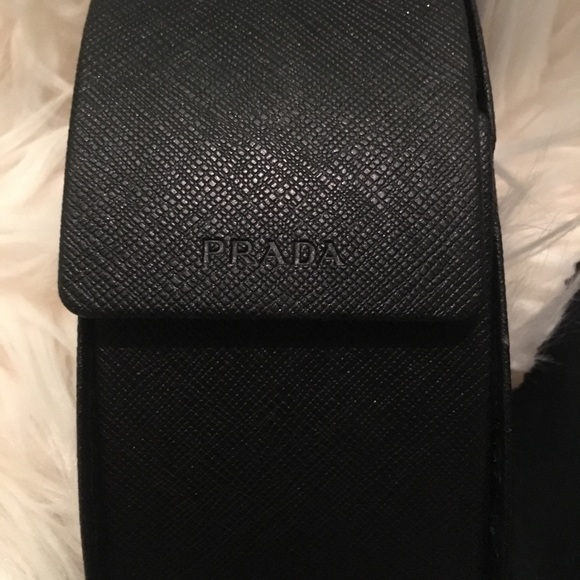 NEVER BEFORE WORN AUTHENTIC PRADA SHADES - Picture 5 of 7